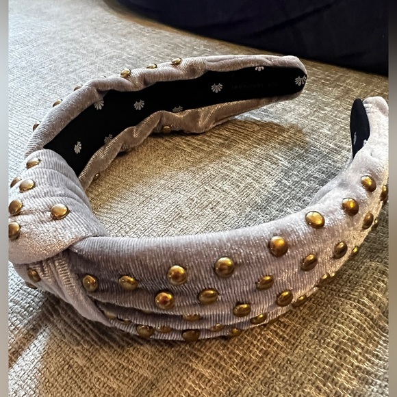 LELE SADOUGHI Grey Velvet Headband Gold Round Studs EUC - Picture 4 of 4